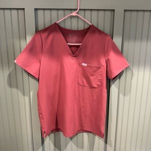 Figs Catarina one pocket scrub top!